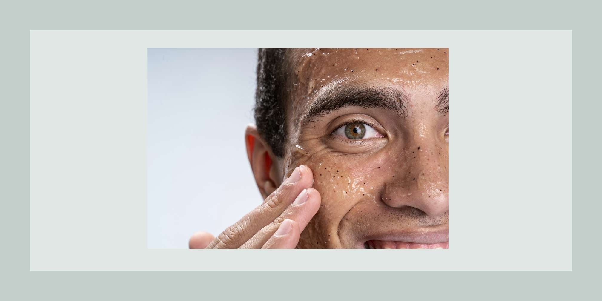 Exfoliante facial hombre