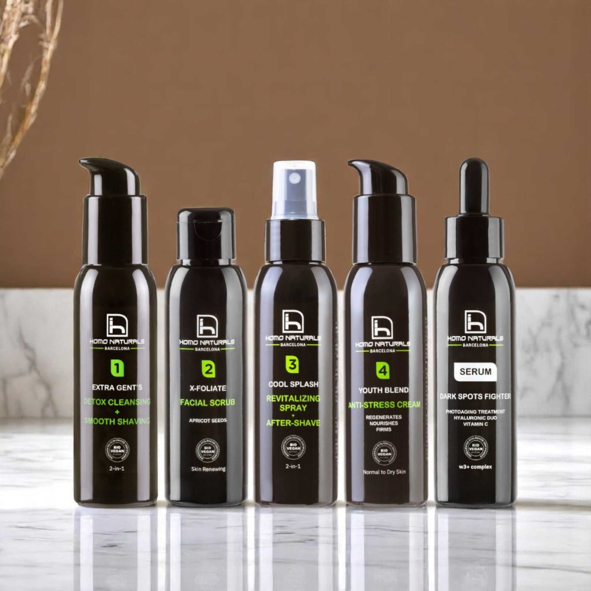 Tratamiento facial completo para la piel del hombre. Cuidado facial en 4 pasos. Contiene serum antiedad y crema antiarrugas.