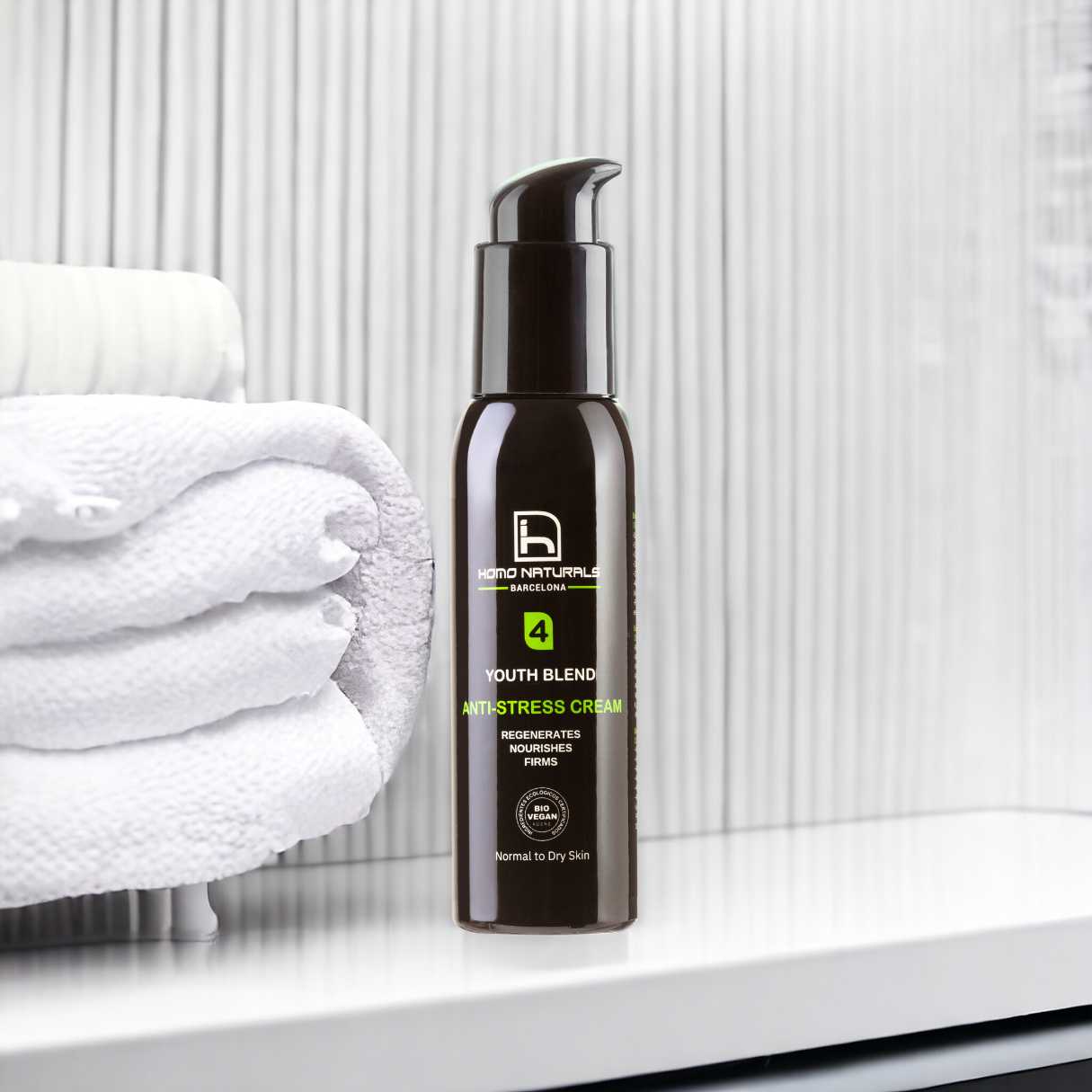 Crema facial natural para hombre. Con ácido hialurónico y bakuchiol. Potente antiarrugas con extractos botánicos.