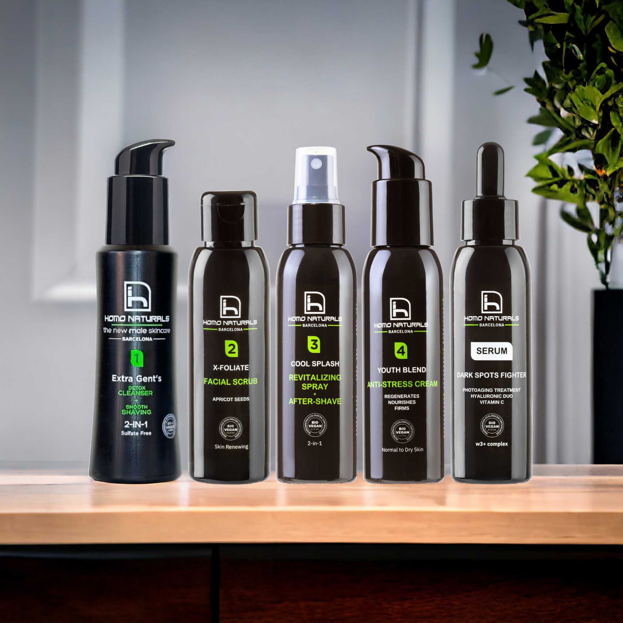 Tratamiento facial completo para la piel del hombre. Cuidado facial en 4 pasos. Contiene serum antiedad y crema antiarrugas.