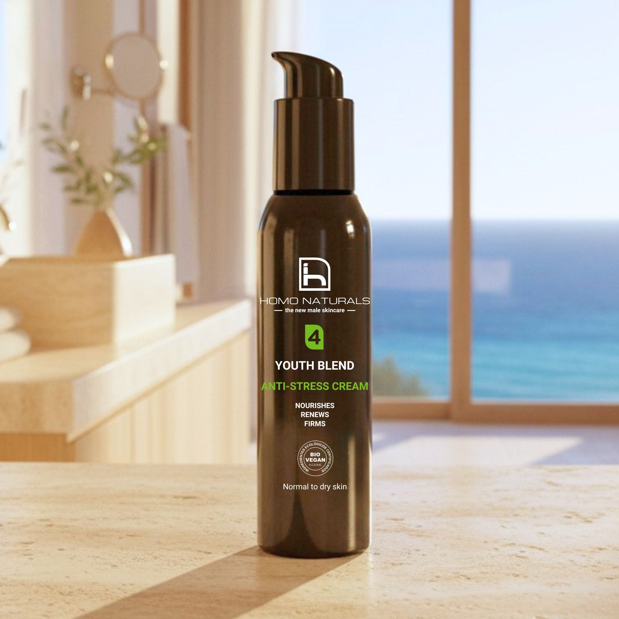 Crema facial antiedad para hombre de Homo Naturals con péptidos reafirmantes, ácido hialurónico bio y Bakuchiol, el retinol natural. Tratamiento antiarrugas para hombre con textura ligera y rápida absorción. Sin derivados del petróleo, sin parabenos, sin phenoxyetanol, sin triclosan. Solo con extractos botánicos, aceites vegetales de presión en frío y aceites esenciales. Con certificación bio + vegan. Para piel grasa, piel mixta, piel normal y piel seca.