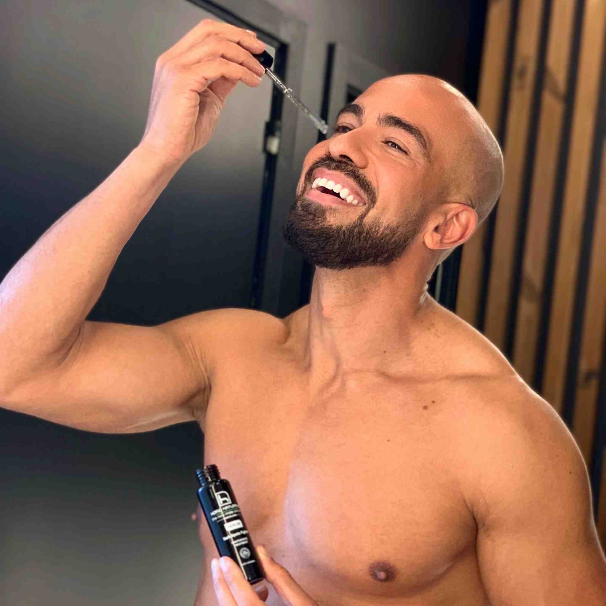 enlever les taches de peau homme
